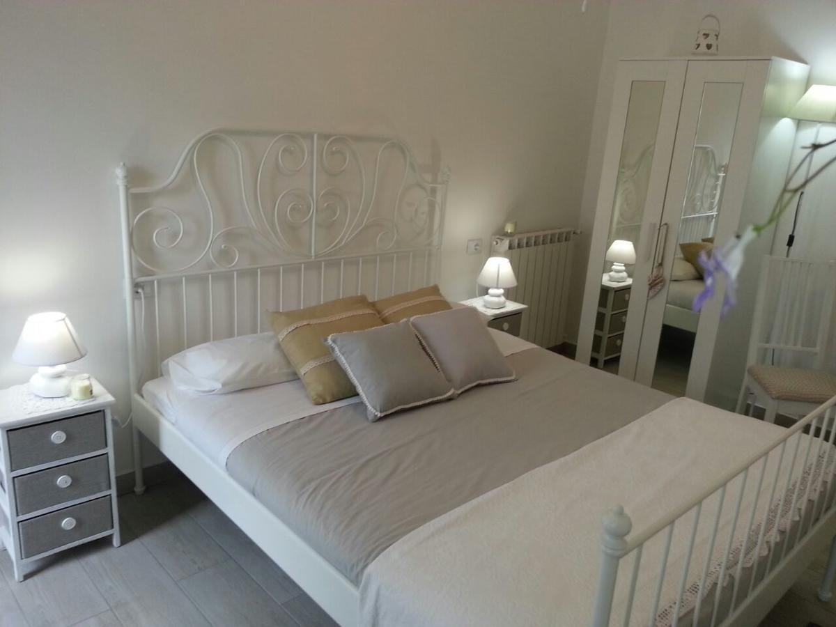 Message In A Bottle Bed And Breakfast Camporosso  Exterior photo